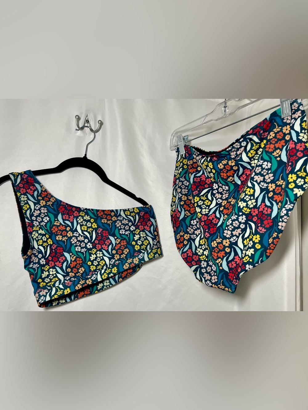 Albion Fit Costa Floral One Shoulder Swim Crop Set Sz M